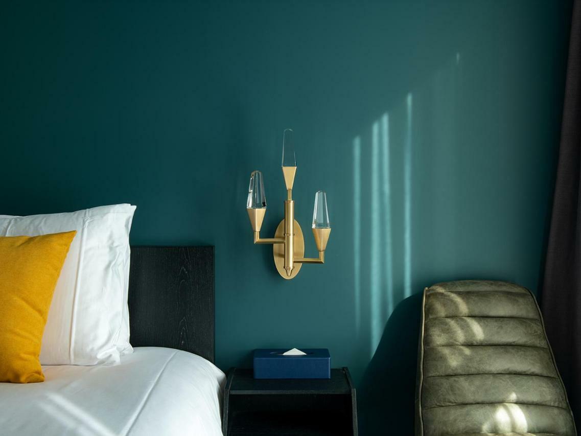 Alice And Trunk Hotel 4*