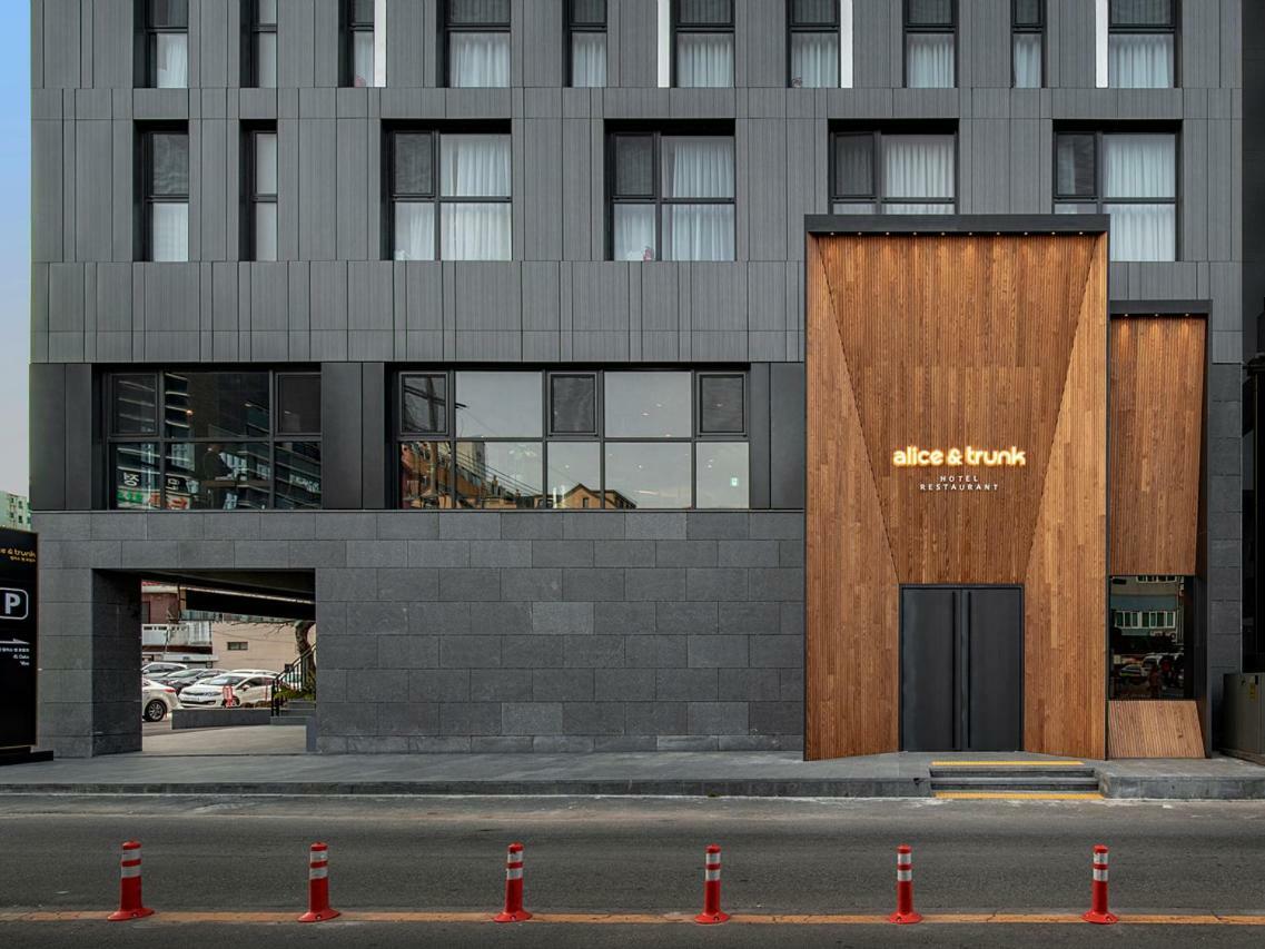 Hotel Alice And Trunk 4*